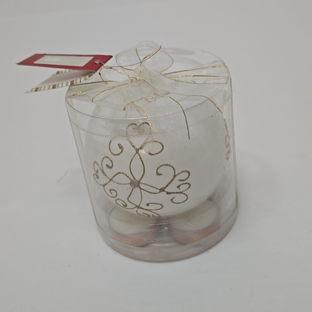New Sealed Pier 1 Imports Ornament Tea Light Set  White Gold